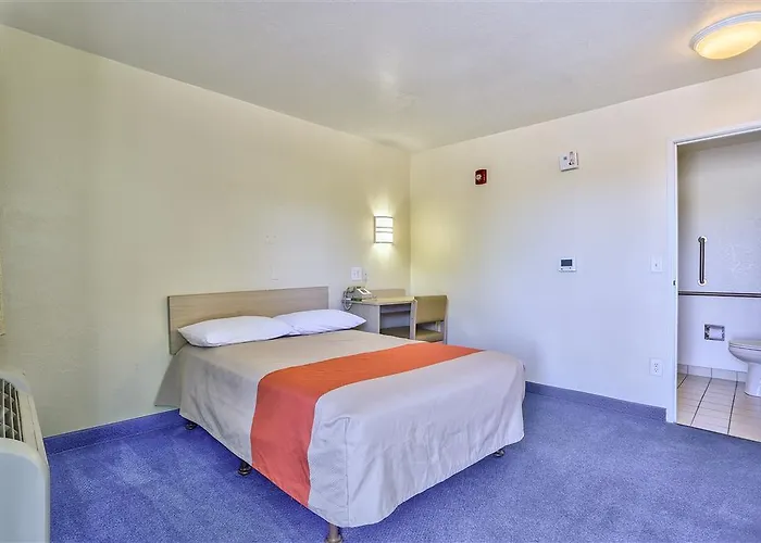 6-prescott, Az Hotel